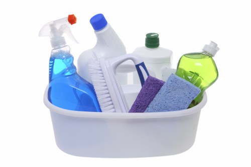 Professional end of tenancy cleaning service in an E2 flat kitchen