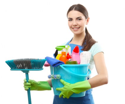 Regular home cleaning for a flat in E2